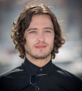 Alexander Vlahos